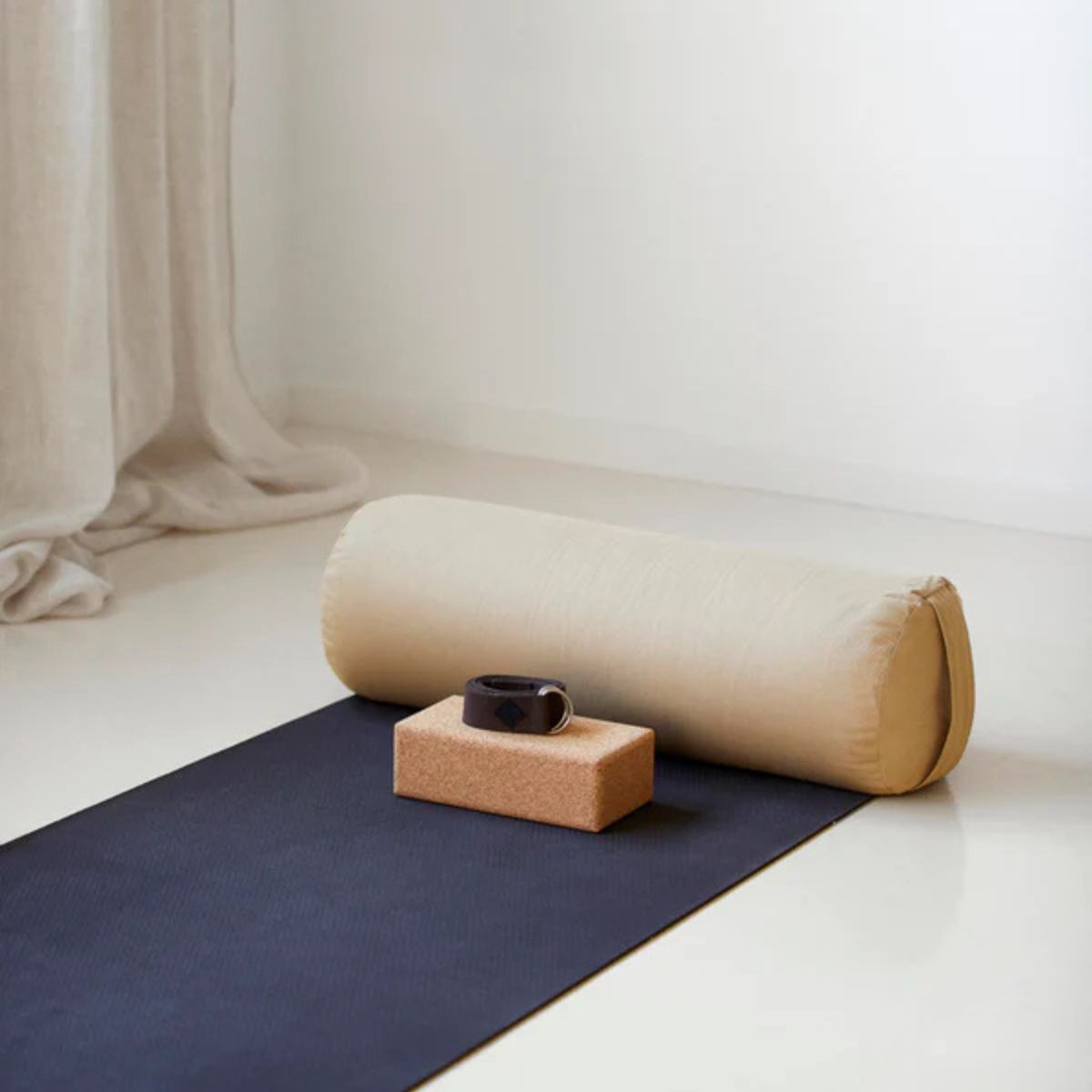 Simple Days | Yoga Hynde