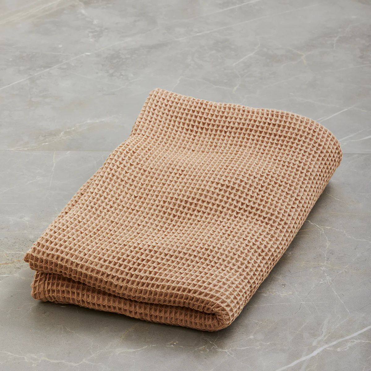 AYÜ | Vaffel badehåndklæde i Økologisk Bomuld - Kapha - Mørk beige