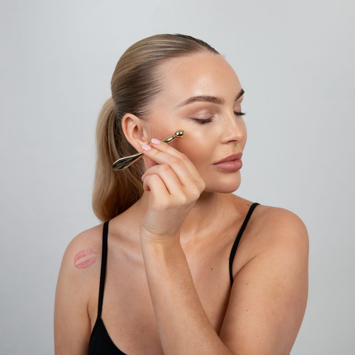 Natalie Maria Scandinavian - Mini Gua Sha - Applicator