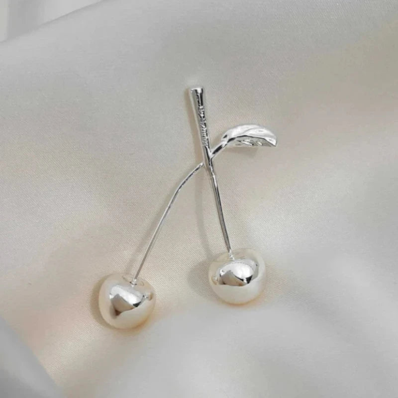 Dropps by Szhirley - #CHERRYONTOP - STERLING FORSØLVET - ØRERING - 1 STK